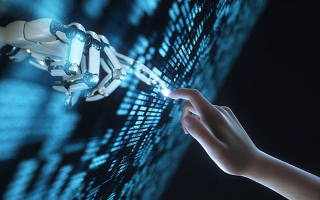 人工智能賦能新型工業(yè)化，國(guó)產(chǎn)軌交工控機(jī)發(fā)揮關(guān)鍵作用